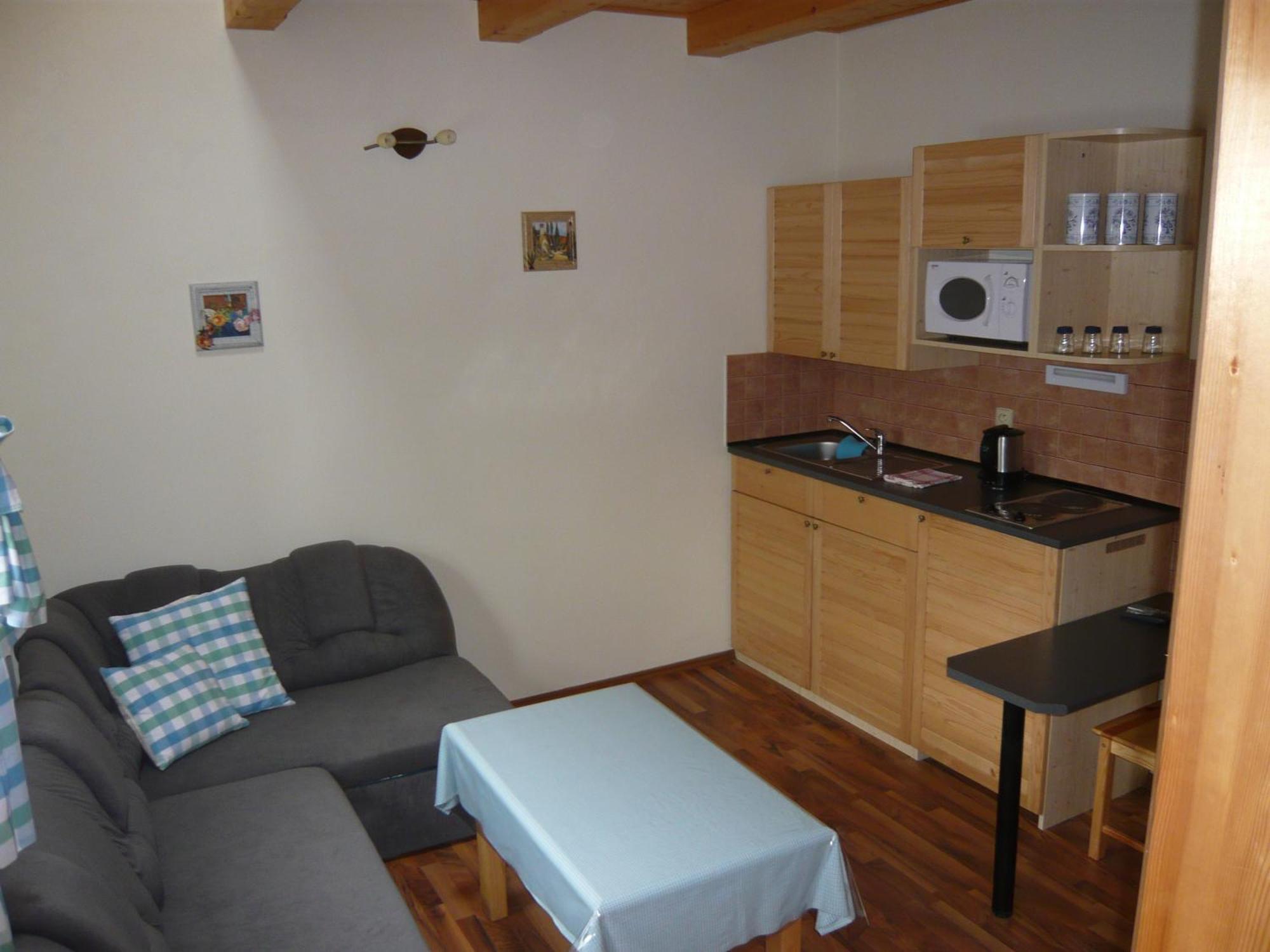 Penzion U Lisky Jarosov nad Nezarkou Exterior foto