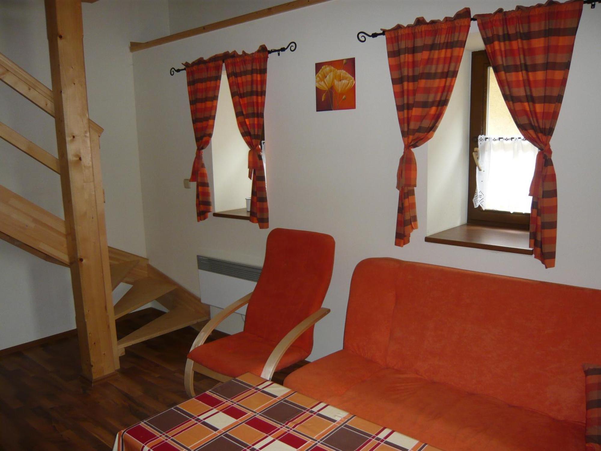 Penzion U Lisky Jarosov nad Nezarkou Exterior foto